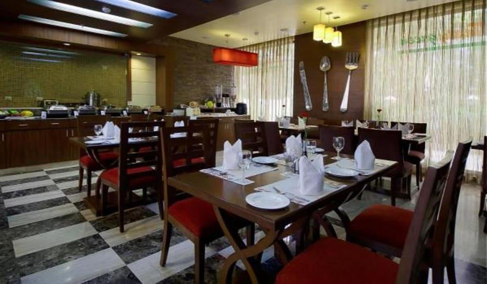 Hotel Jivitesh Delhi  Dış mekan fotoğraf