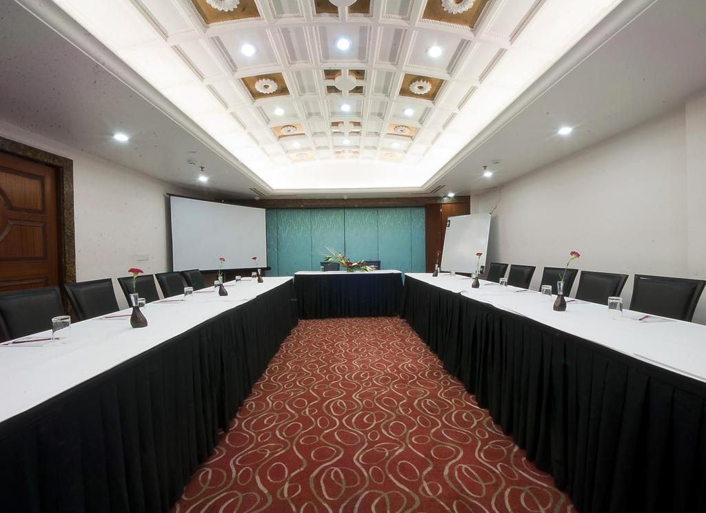 Hotel Jivitesh Delhi  Dış mekan fotoğraf