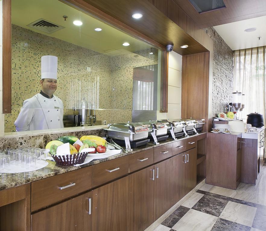 Hotel Jivitesh Delhi  Dış mekan fotoğraf