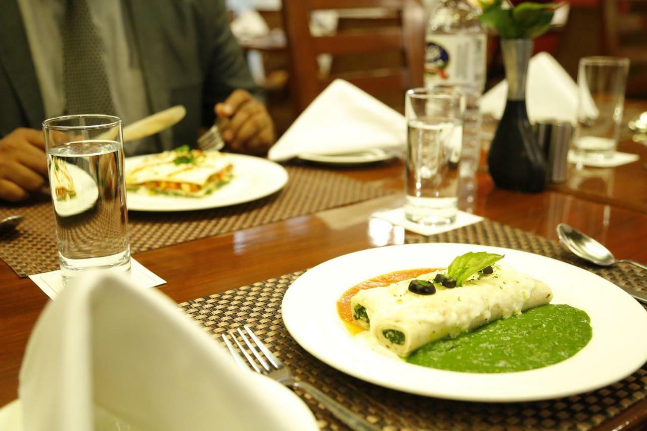 Hotel Jivitesh Delhi  Dış mekan fotoğraf