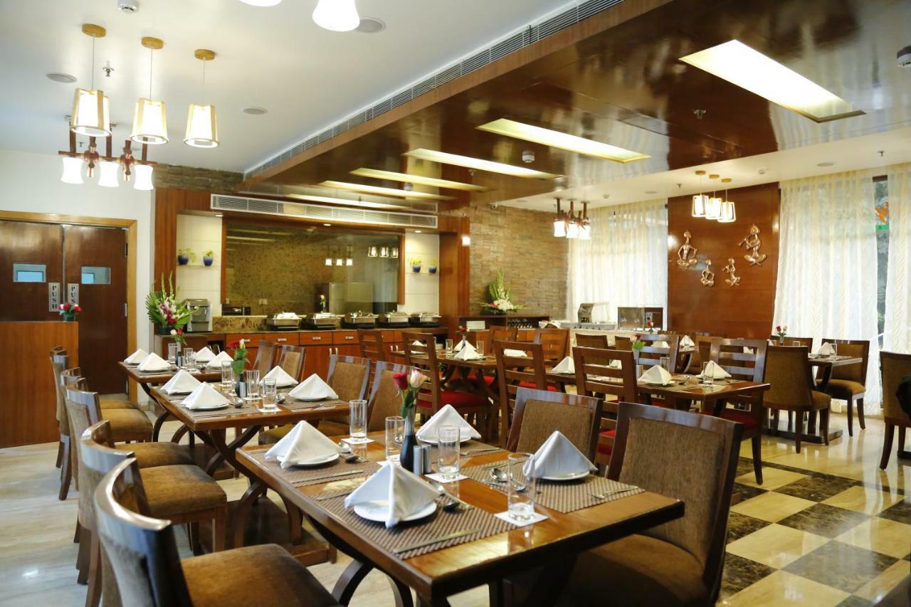 Hotel Jivitesh Delhi  Dış mekan fotoğraf